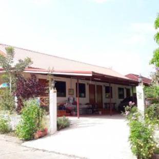 Фотографии мини отеля
Bunrapee House