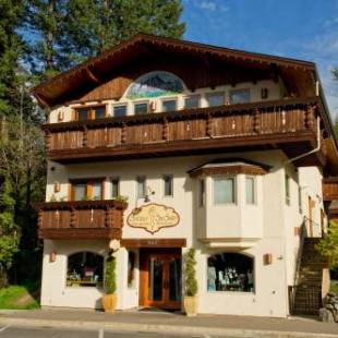 Фотографии гостиницы
Solstice Suites