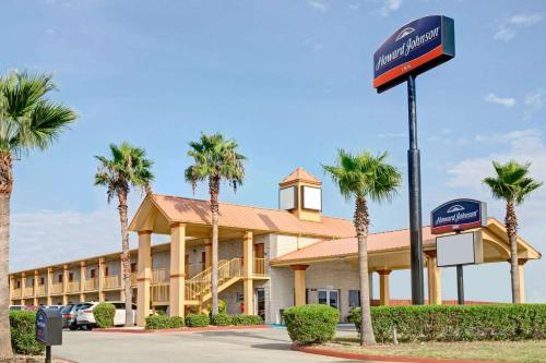 Фотография гостиницы Howard Johnson by Wyndham Galveston
