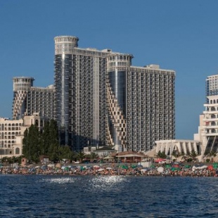 Фотография гостиницы Holiday Lux Tower