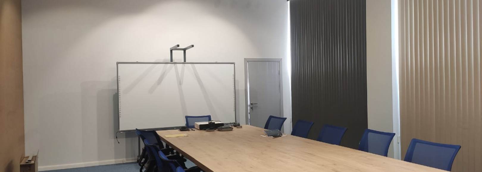 Фотография комнаты для переговоров Переговорная комната в Технопарке Нобель