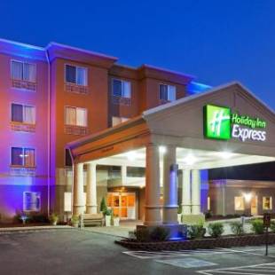 Фотографии гостиницы 
            Holiday Inn Express and Suites Pikeville, an IHG Hotel