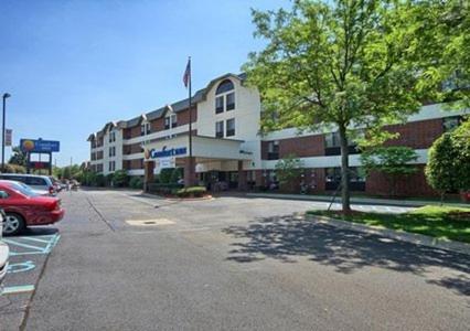 Фотография гостиницы Comfort Inn Near Greenfield Village