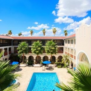 Фотография гостиницы Casa De Palmas, Trademark Collection by Wyndham