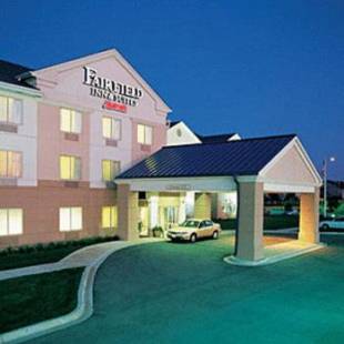 Фотографии гостиницы 
            Fairfield Inn & Suites Toledo North
