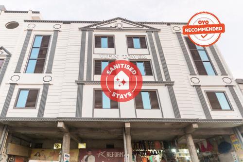 Фотография гостиницы OYO 75618 Hotel Belmorrise