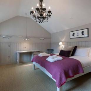 Фотографии апарт отеля
The Lawrance Luxury Aparthotel - York