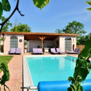 Фотографии мини отеля
Tisza Topic