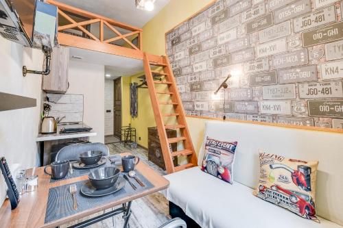 Фотографии апарт отеля
Mafia Loft