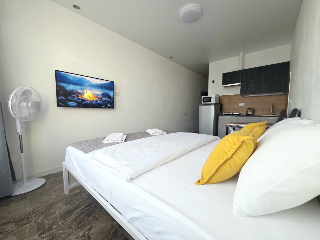 Фотография квартиры Апартаменты RoomOnDay в ЖК Смайл Арт 0014 13