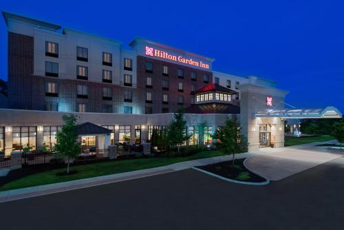 Фотография гостиницы Hilton Garden Inn Akron