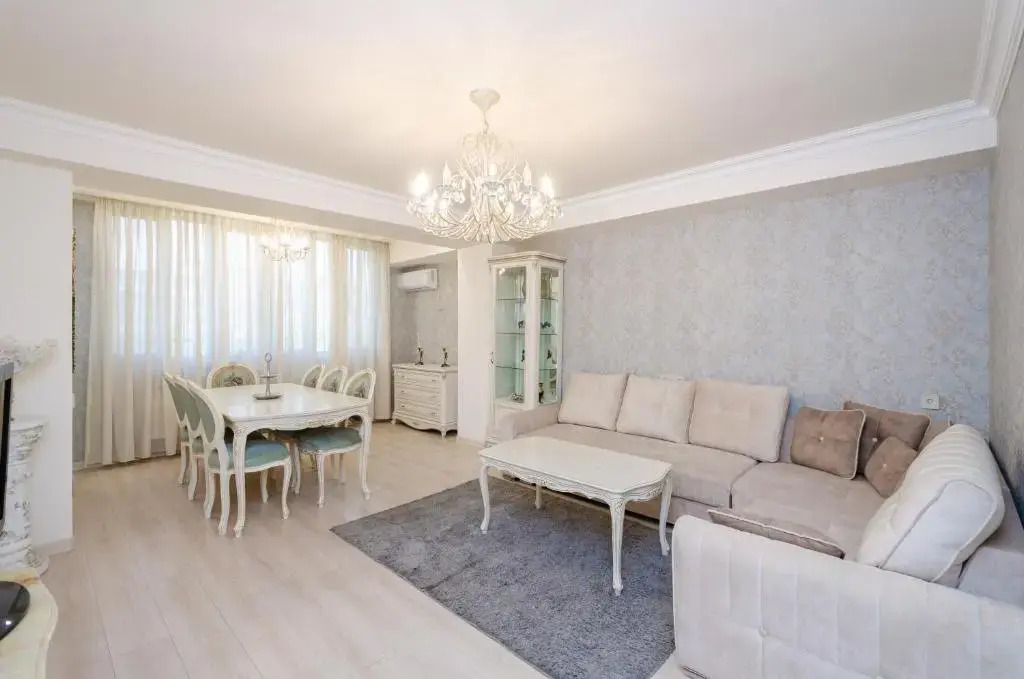 Фотография квартиры Апартаменты 5А Чудесная квартира в центре столицы с реальными фото