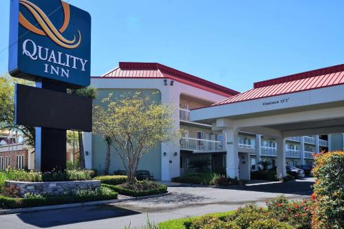 Фотография гостиницы Quality Inn Gulfport I-10