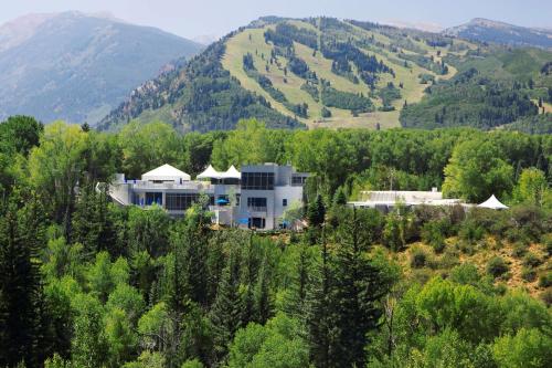 Фотография гостиницы Aspen Meadows Resort