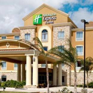 Фотографии гостиницы 
            Holiday Inn Express & Suites Corpus Christi, an IHG Hotel