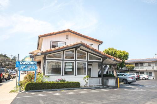 Фотография мотеля Days Inn by Wyndham Monterey Downtown