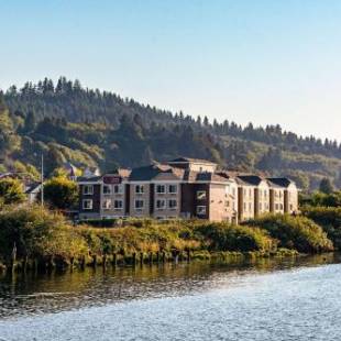 Фотографии гостиницы 
            Comfort Suites Columbia River