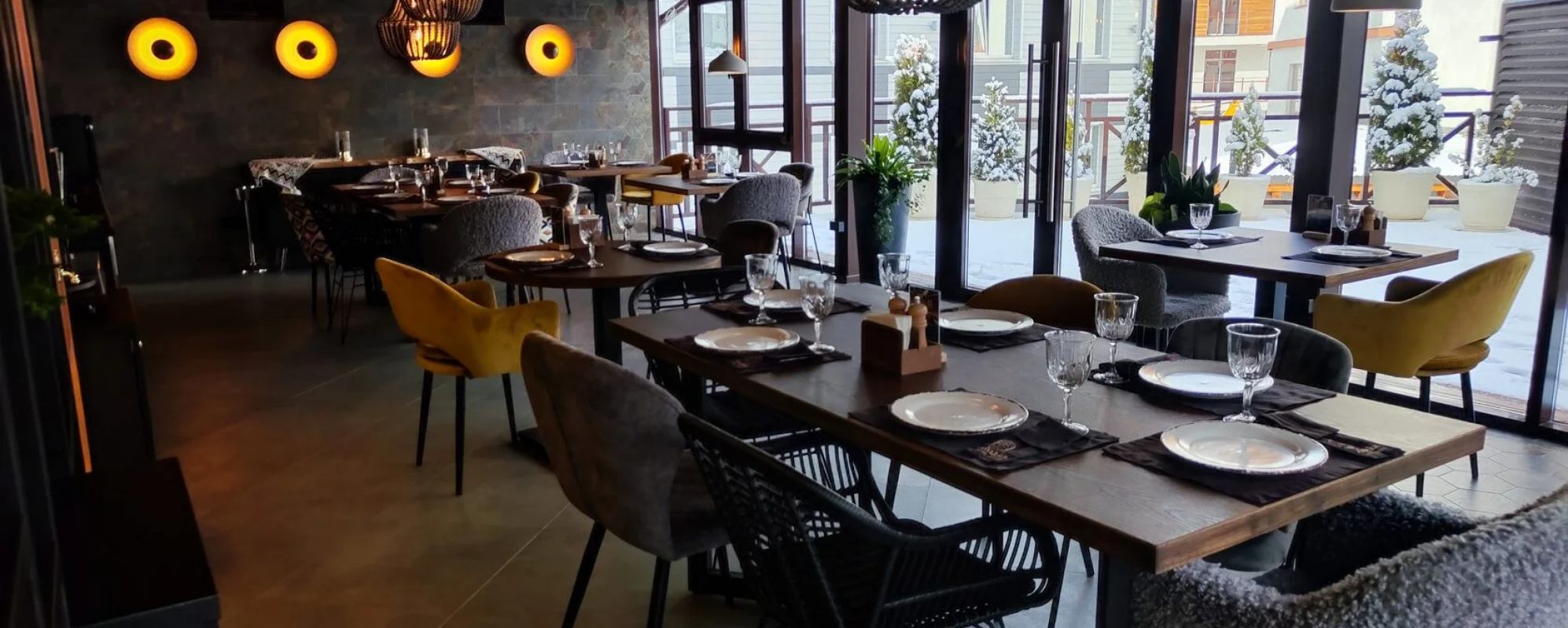 Фотографии банкетного зала Зал ресторана Дукка Винил