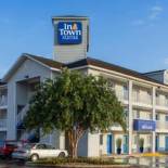 Фотография гостиницы InTown Suites Extended Stay Jacksonville FL - Beach Blvd