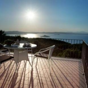 Фотографии гостевого дома 
            Agriturismo Specchio Del Lago