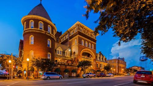 Фотографии гостиницы
Best Western Plus Windsor Hotel