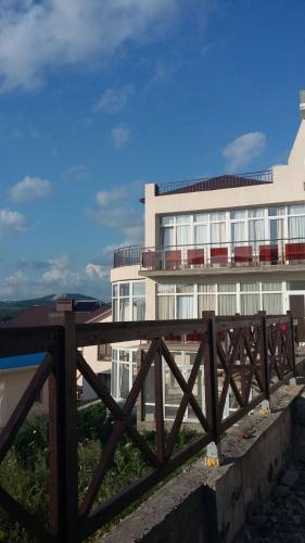 Фотографии гостевого дома
Гостевой Дворик МарВик