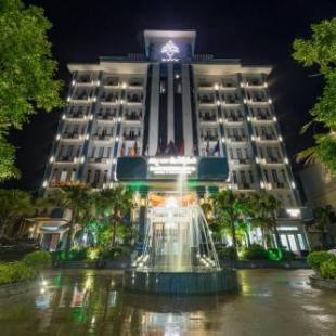 Фотографии гостиницы
Kampong Thom Royal Hotel