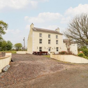 Фотография гостевого дома Newton West Farm