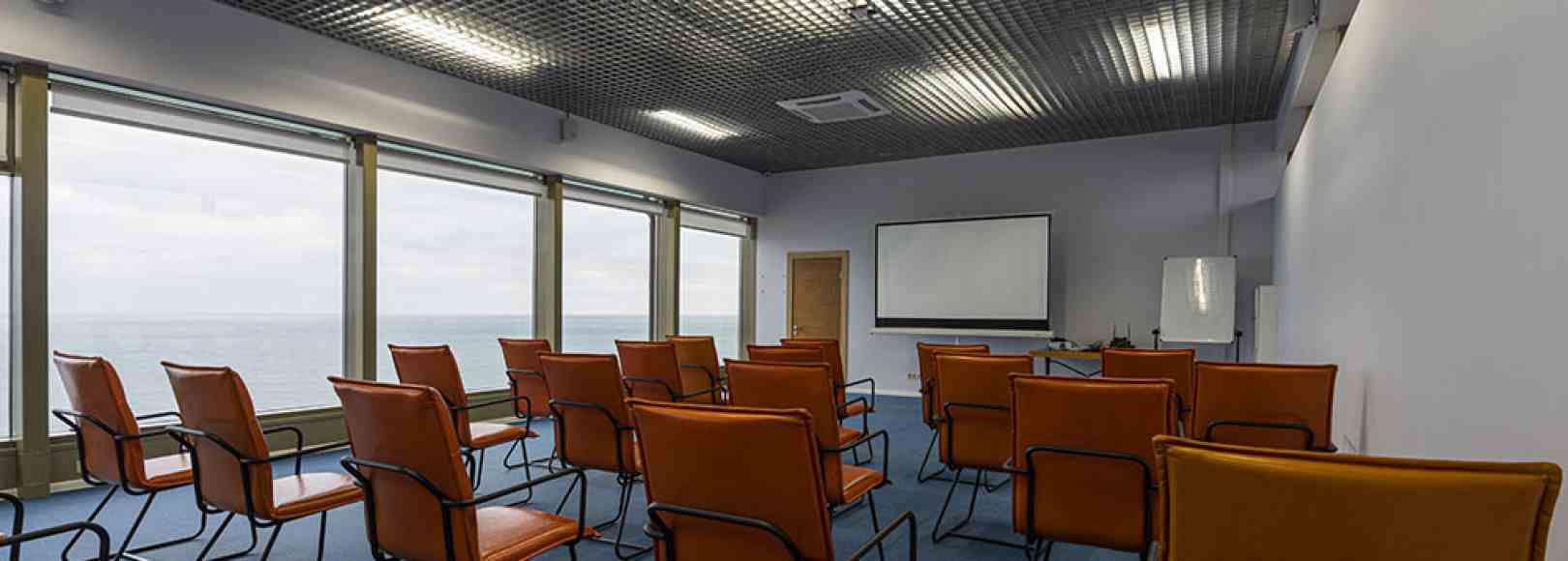 Фотография конференц-зала Утесов