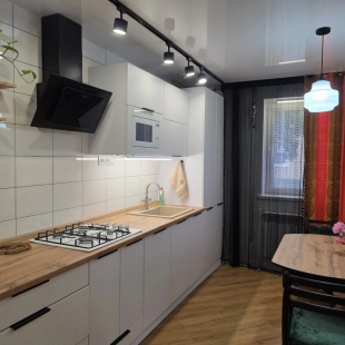 Фотография Коттеджа Частный Дом Уютный Домик в Тихом Районе Города с Развитой Инфраструктурой