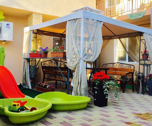 Фотографии гостевого дома
Антонина