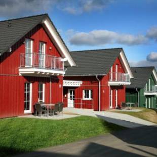 Фотографии базы отдыха
Lindner Nürburgring Ferienpark