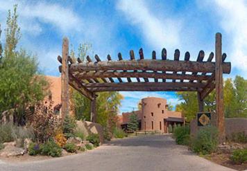 Фотография гостиницы El Monte Sagrado Resort & Spa