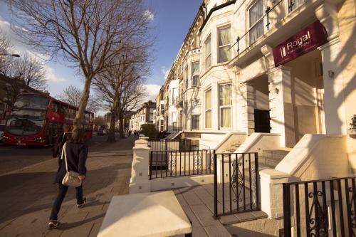 Фотографии мини отеля
Royal London Hotel By Saba