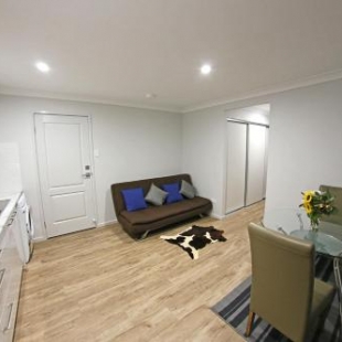 Фотография мини отеля Granny Flat next to golf course