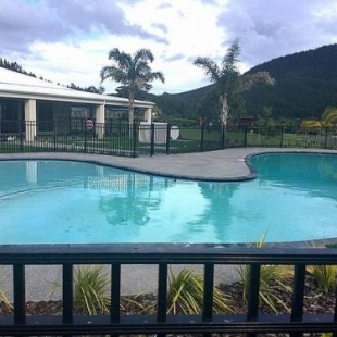 Фотография гостевого дома Putt it at Pauanui - Pauanui Holiday Home