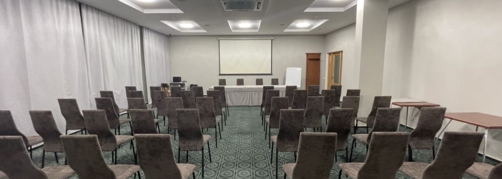 Фотография конференц-зала София