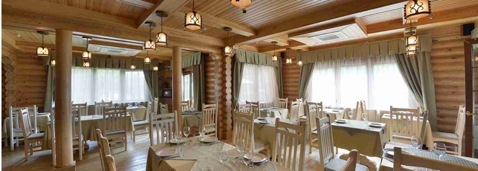 Фотография конференц-зала Лесные пруды