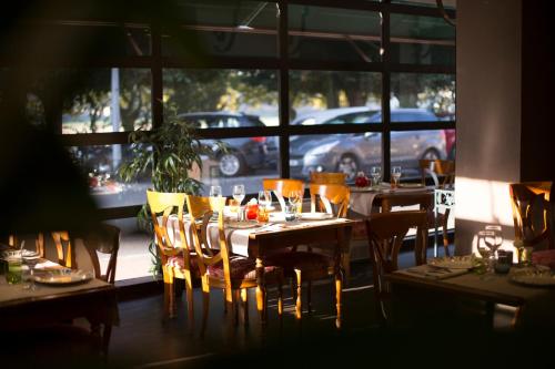 Фотографии гостиницы
Hotel La Poularde