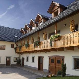 Фотографии базы отдыха 
            Tourist Farm "Pri Biscu"