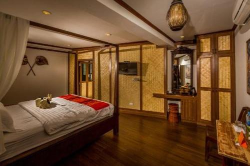 Фотография мини отеля Around The World Bed and Breakfast