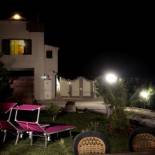 Фотография гостевого дома Salerno casa indipendente con giardino zona Magazeno Pontecagnano