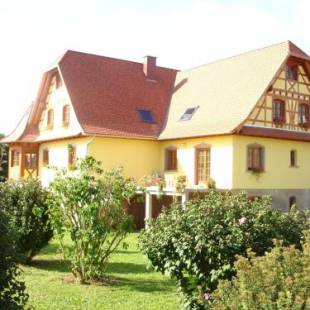 Фотографии мини отеля
Maison d'hôtes Chez Christelle - Proximité Route des vins d'Alsace