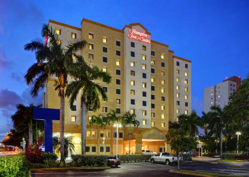 Фотография гостиницы Hampton Inn & Suites Miami Airport South/Blue Lagoon