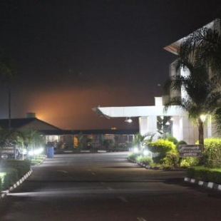 Фотография гостиницы Moba Hotel & Convention Centre