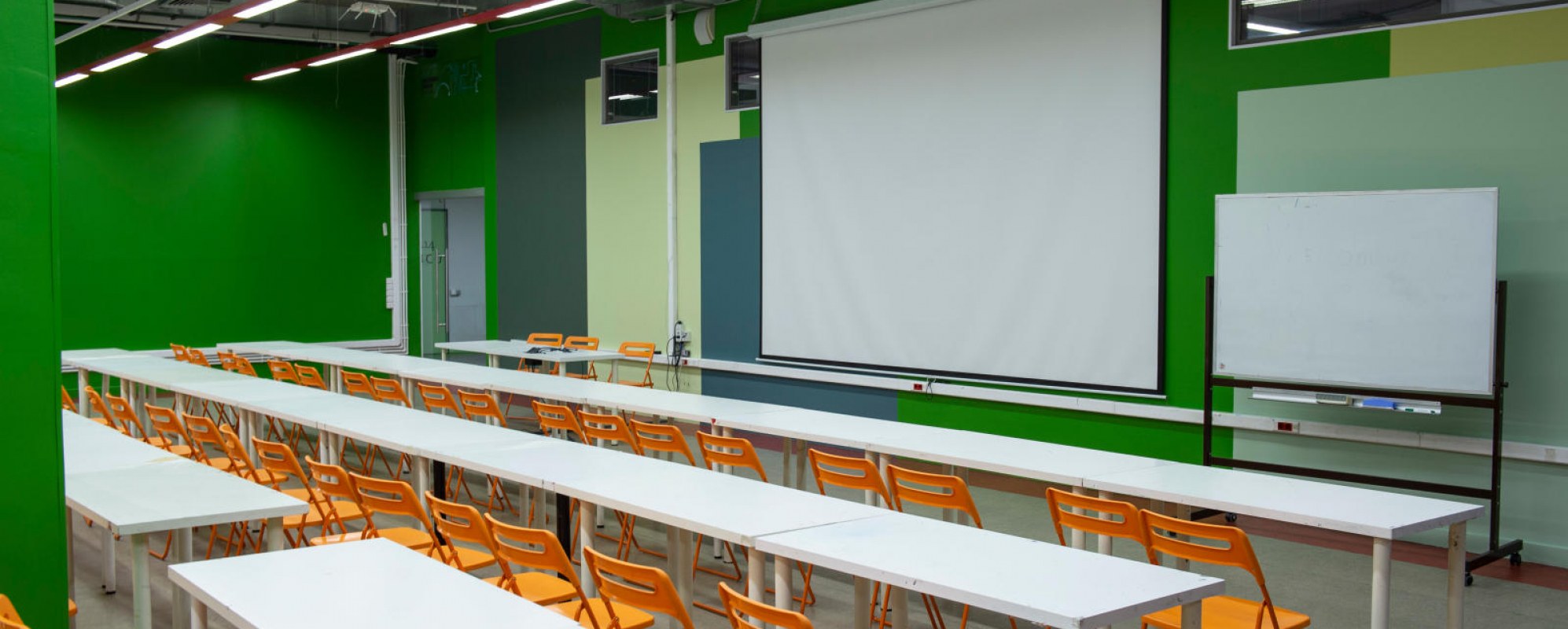 Фотографии конференц-зала ARTPLAY Большие аудитории