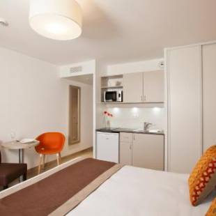 Фотографии апарт отеля
Residhome Paris Rosa Parks