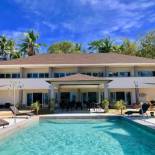 Фотография гостиницы Sunset Cove Beach & Dive Resort