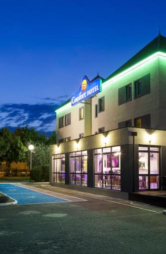 Фотография гостиницы Comfort Hotel Orléans Olivet