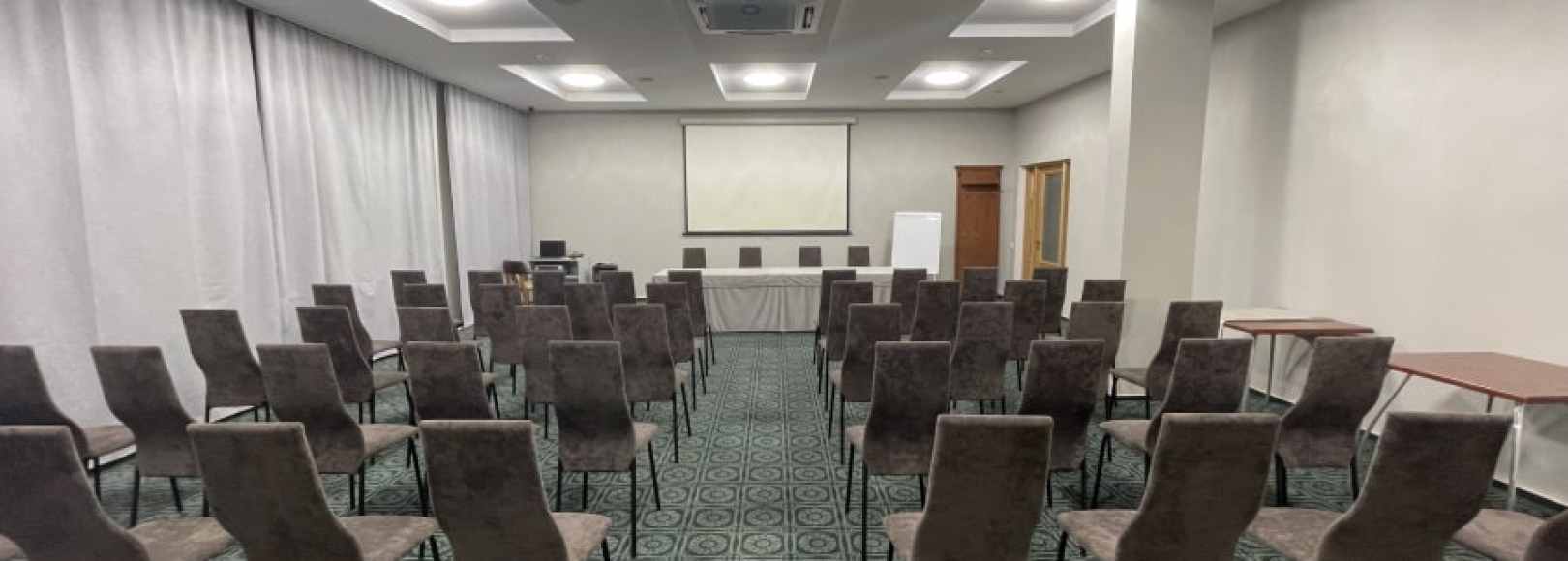 Фотография конференц-зала София